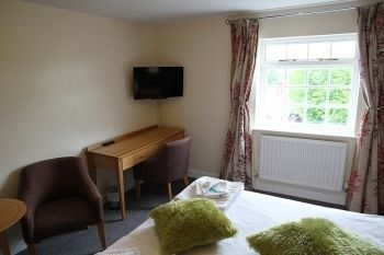 The Stuffed Dormouse Hotel Newport  Extérieur photo